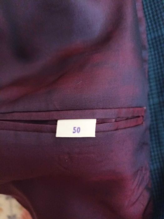 Blazer de homem azul acinzentado