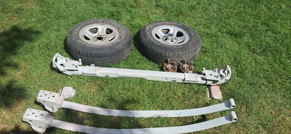 Kompletna Oś do przyczepki bardzo solidna z Dodge Caravan  Chrysler Vo