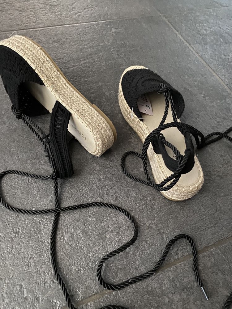 Nowe sandaly espadryle CCC