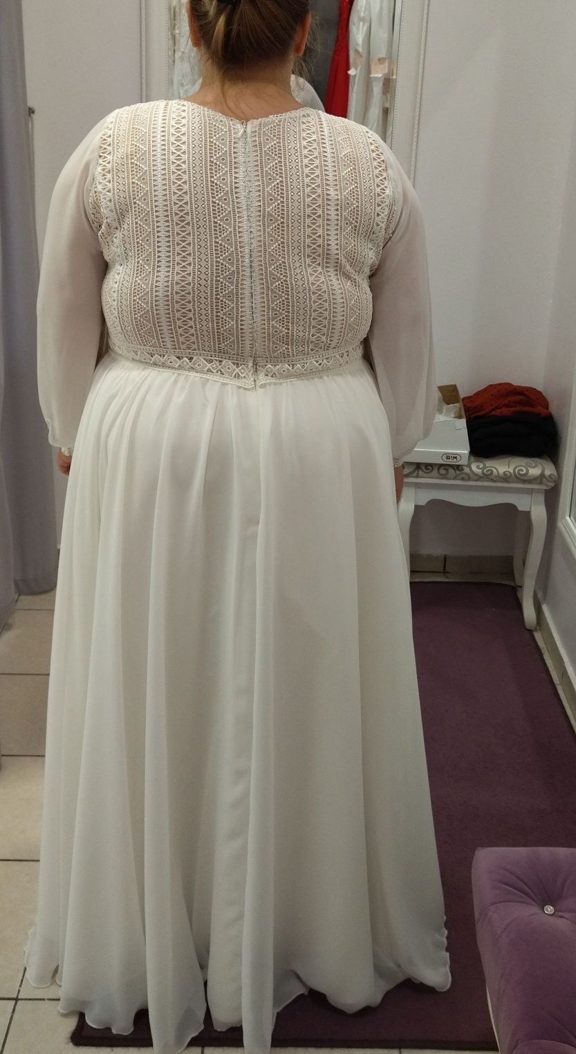 Suknia ślubna Boho, plus size 50/52