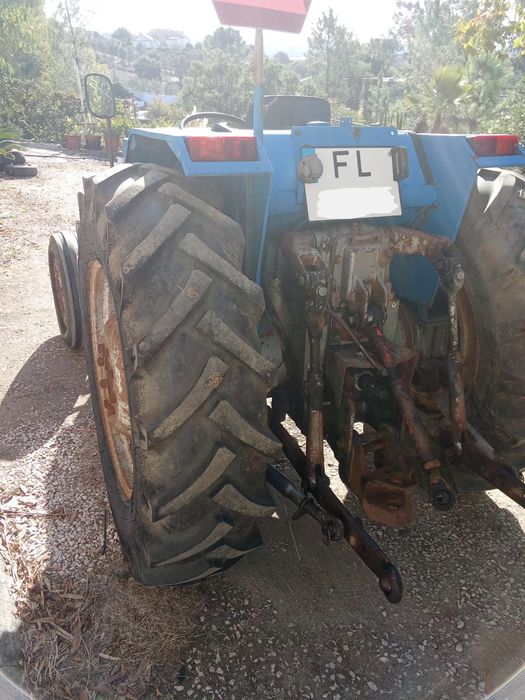 Trator Ebro 6040