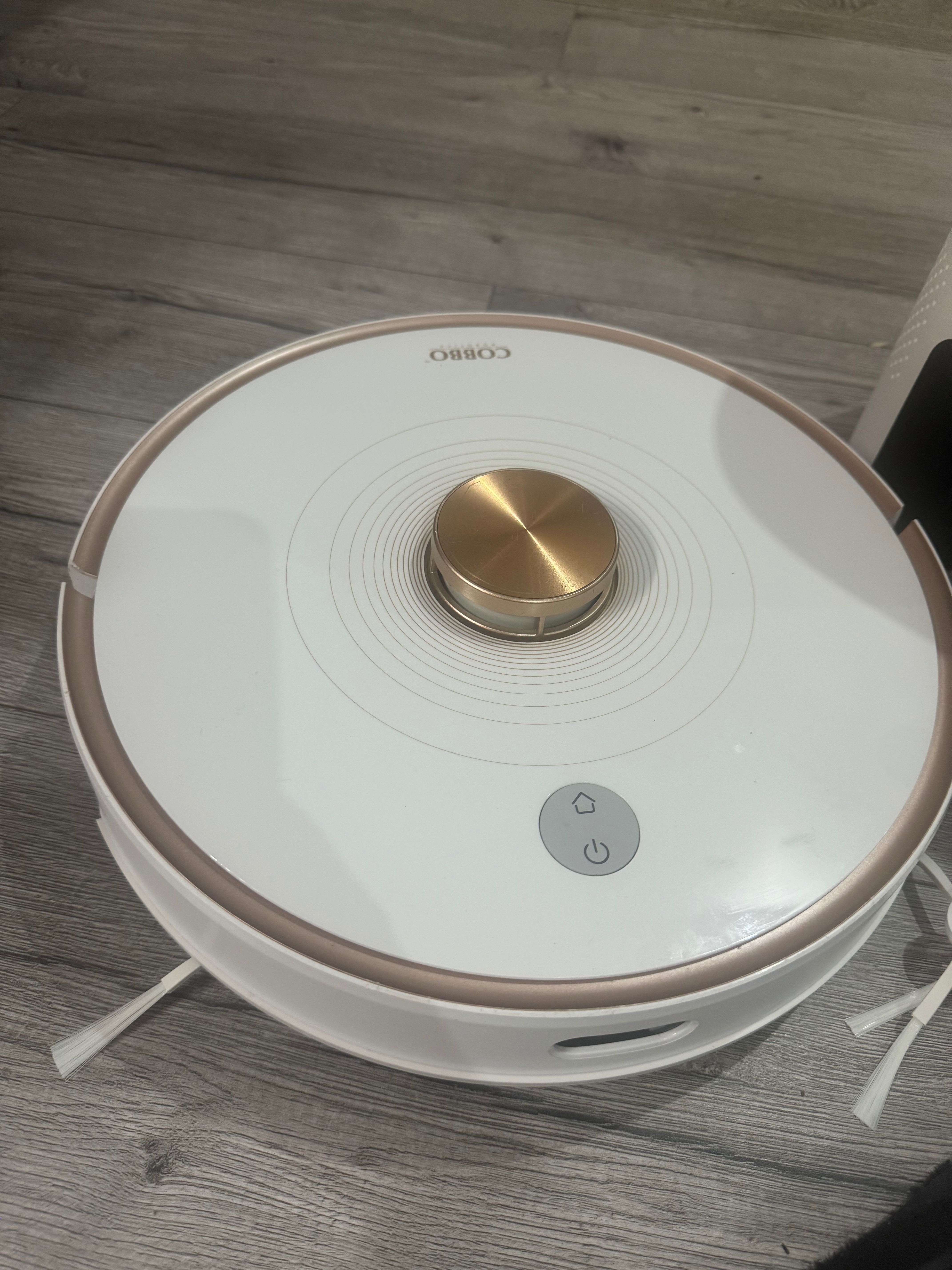 Sprzedam robota sprzątającego Cobbo Pro27 UV