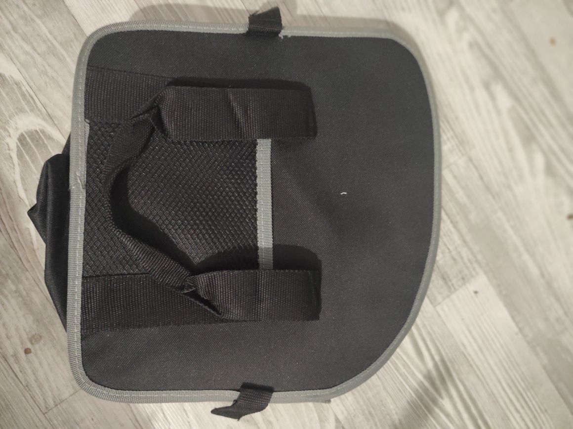 Organizer auto . szafa
