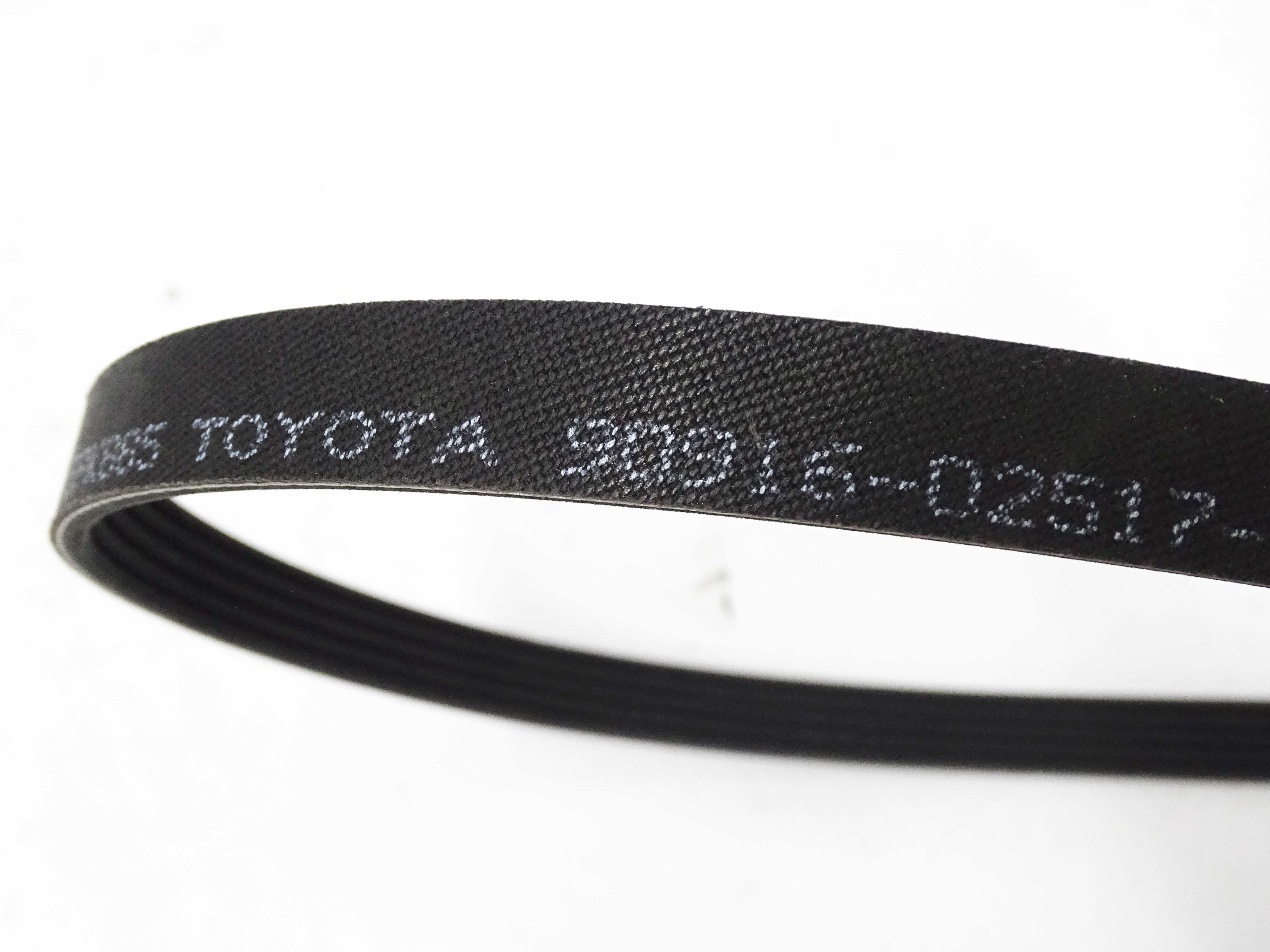 Pasek klinowy osprzętu wielorowkowy OE Toyota Corolla Verso RAV4