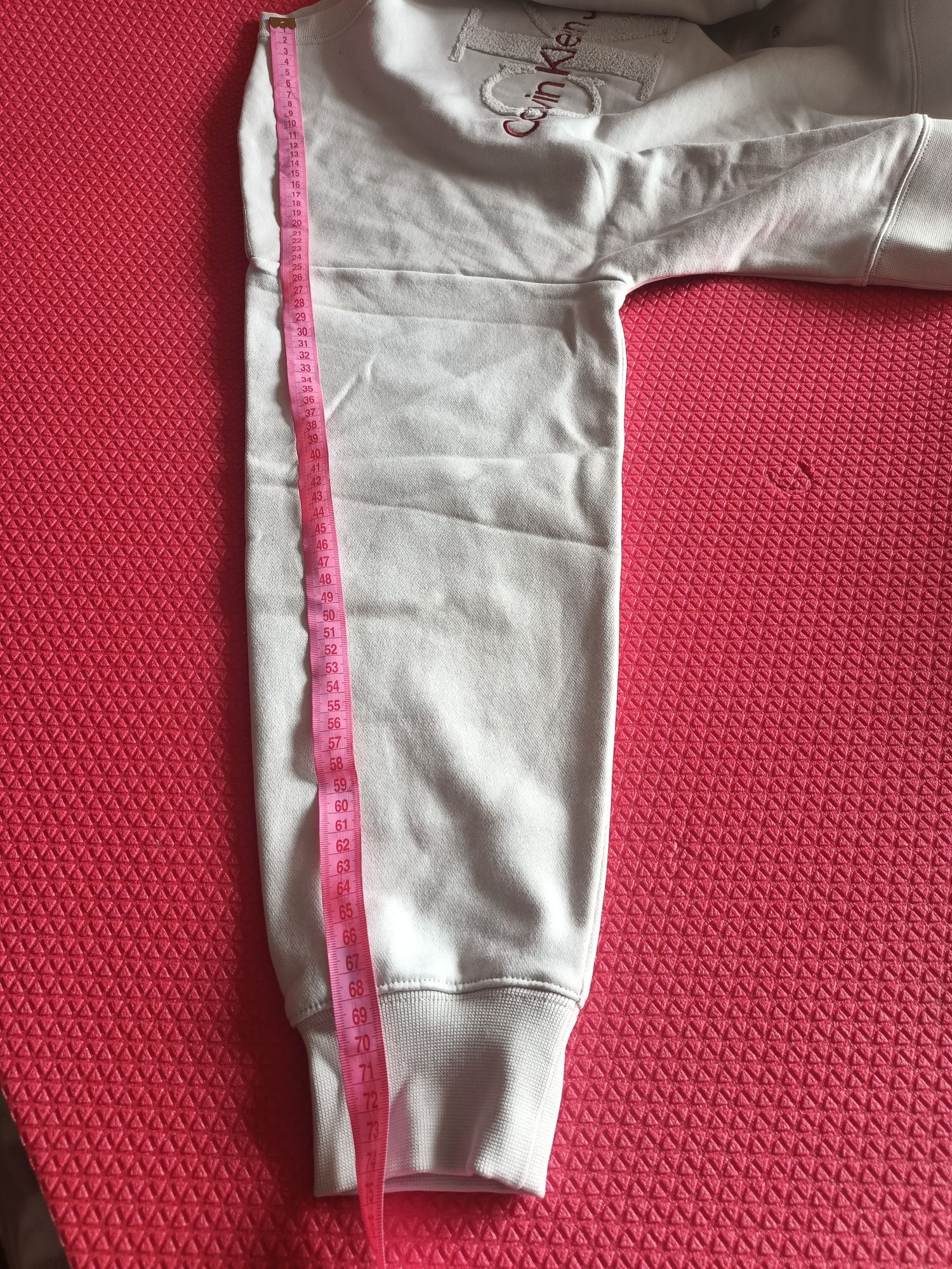 Костюм жіночий ck Calvin Klein s ( ближче до М) оригінал новий
