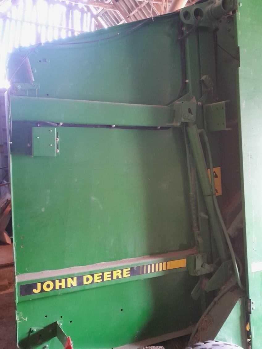 Prasa John Deere 550 (nie 590)