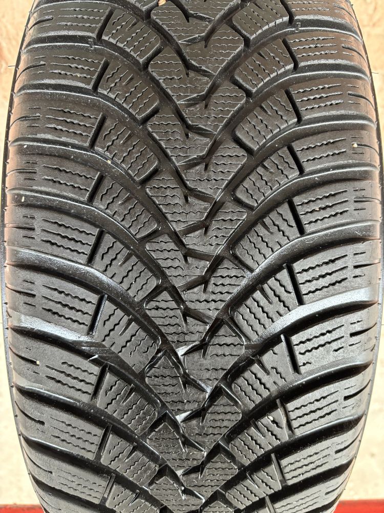 Запаска Одиночка Розпаровка Зимова шина 225/55R18 Falken