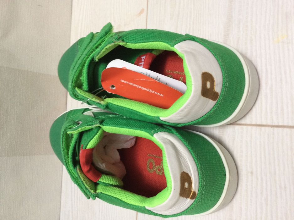 PIPPO Португалія якісні кросівки, напів черевики. Розмір 34-35