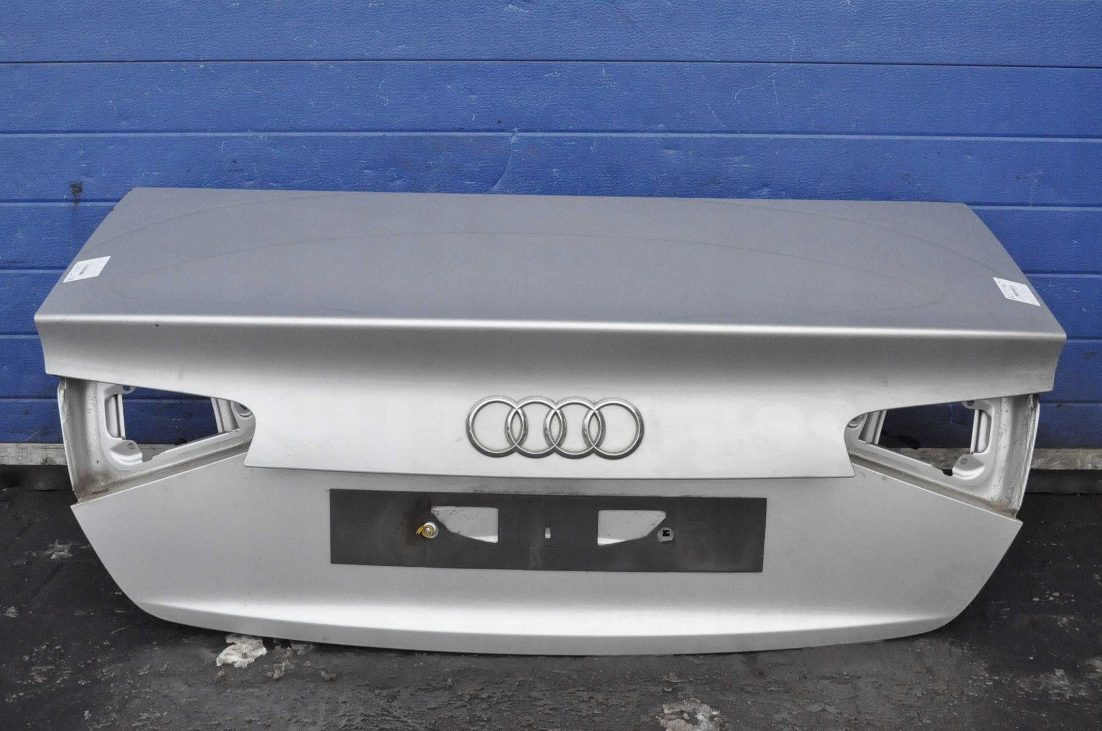 Audi A4 B8 Крышка багажника ляда седан универсал