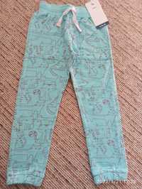 Nowe spodnie dresowe turkusowe 5 10 15 rozmiar 104