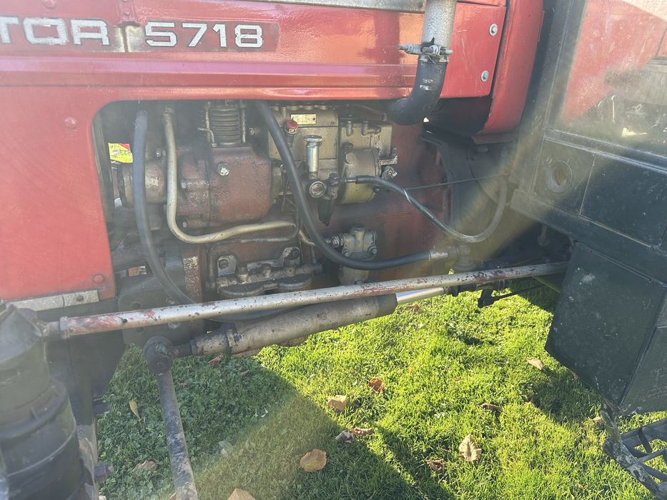 Ciagnik Zetor 5718