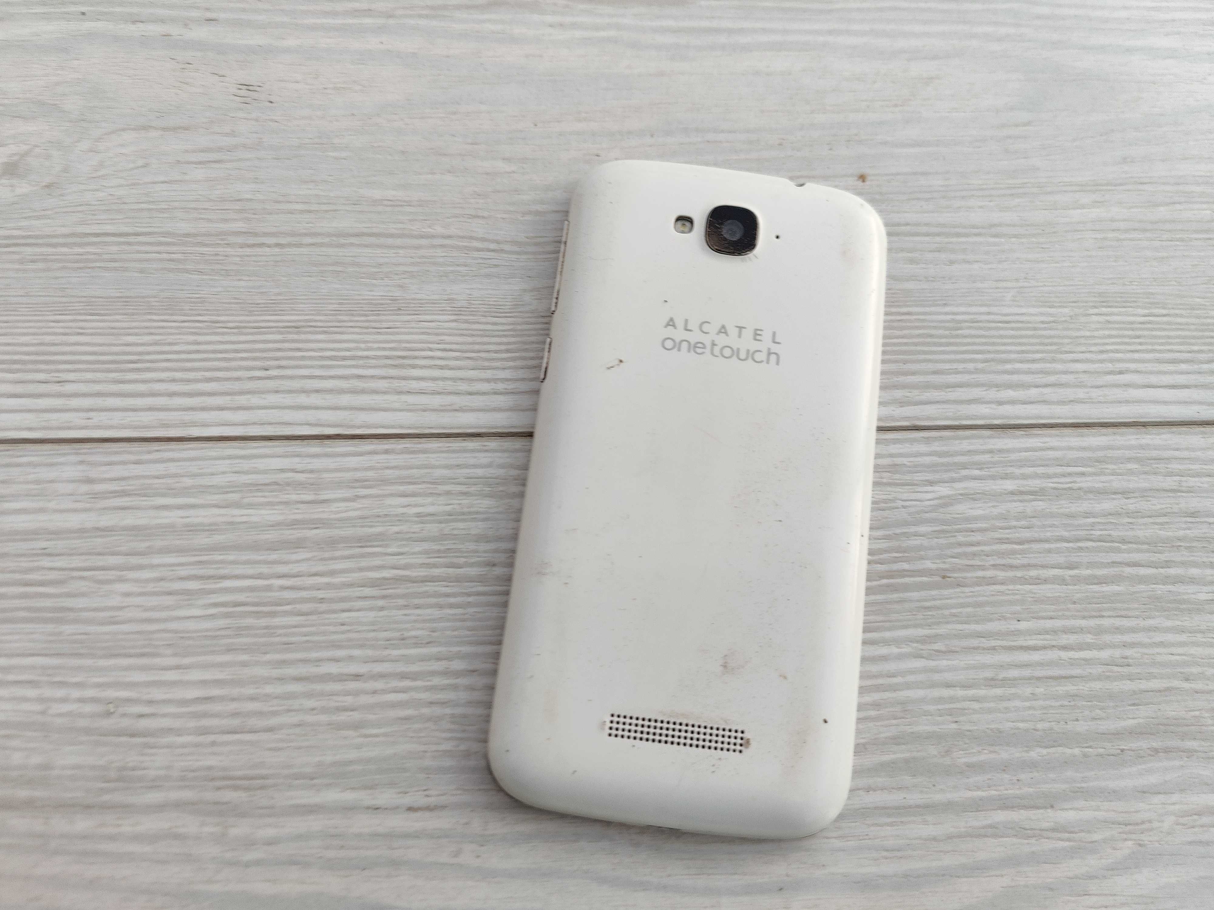 Смартфон Alcatel OneTouch Pop C7 7041D