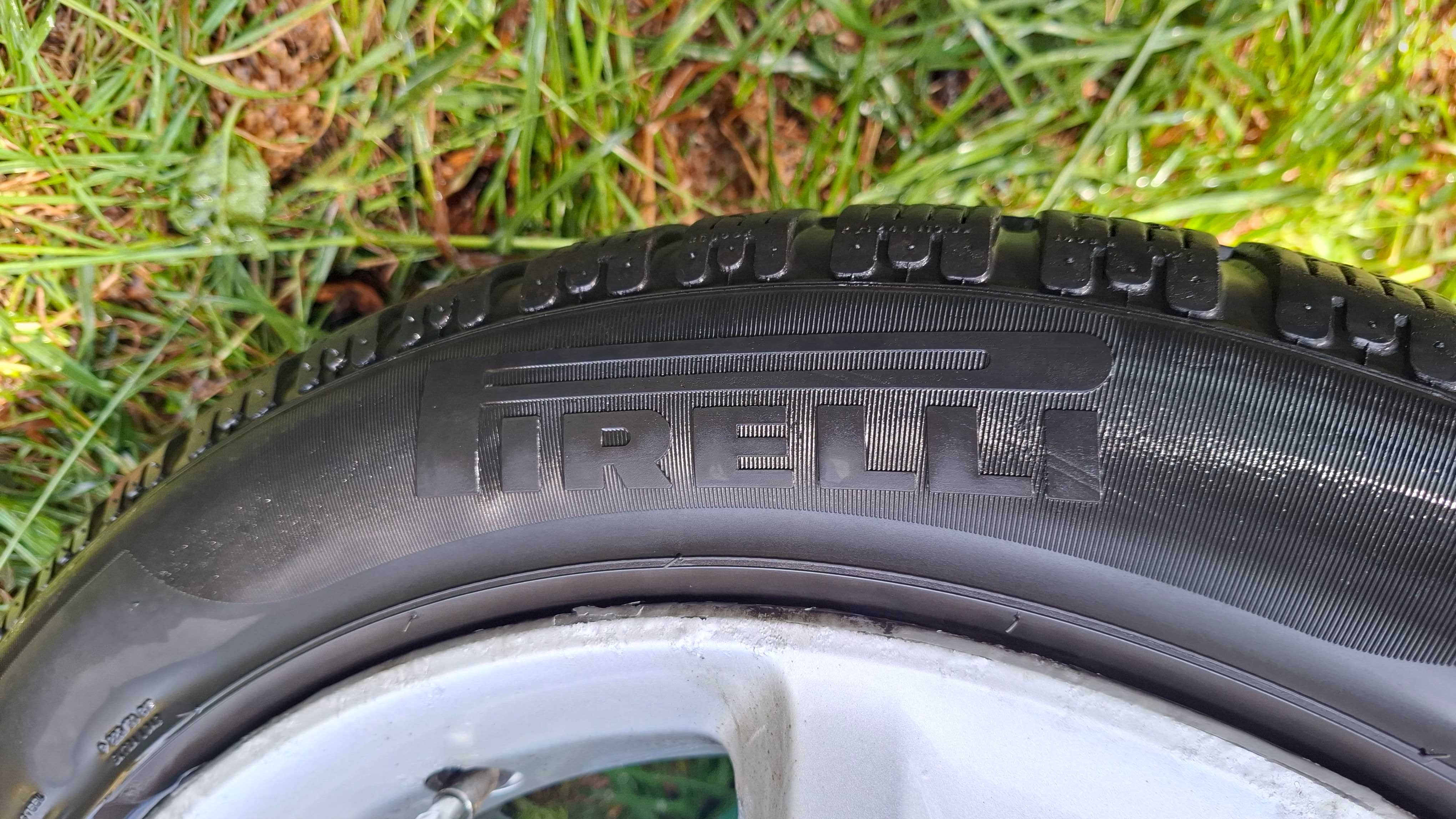 Komplet kół zimowych Pirelli od Honda Accord felga 17'