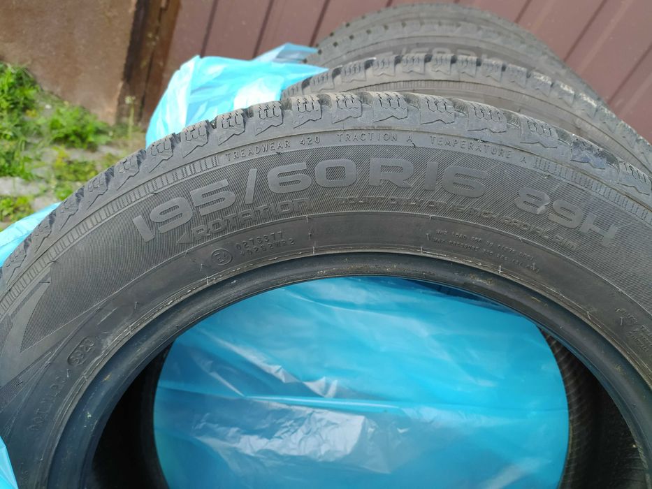 Opony Nokian WR/D4 195x60x16 zimowe komplet 4 szt.