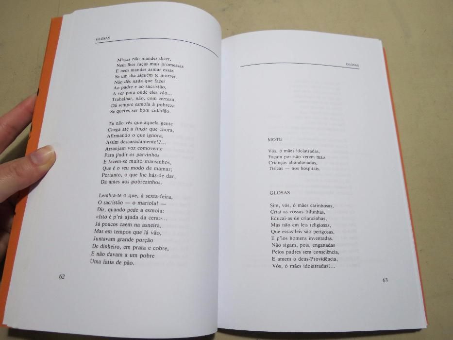 Este livro que vos deixo de António Aleixo