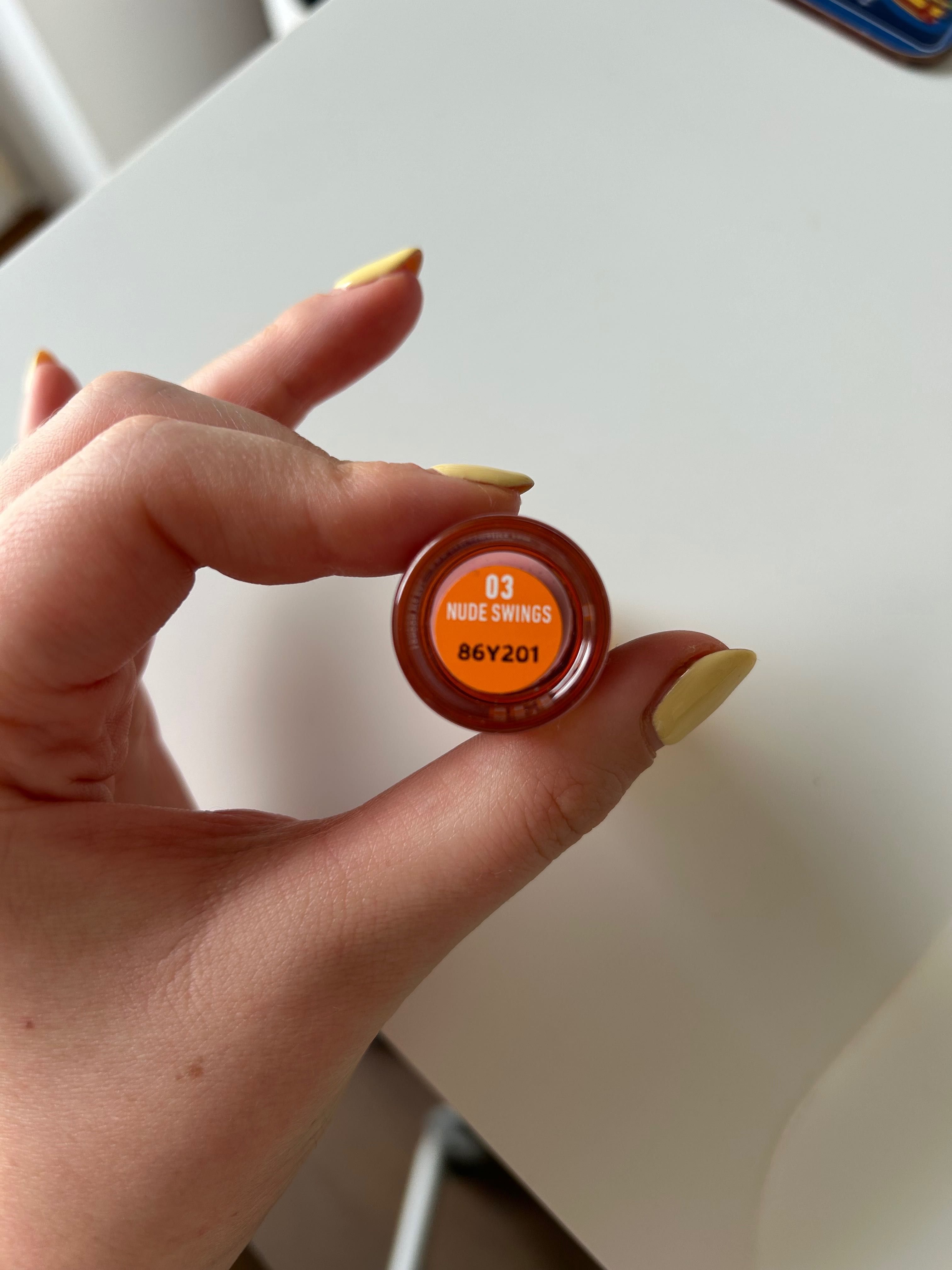 NYX Duck plump 03 Nude Swings