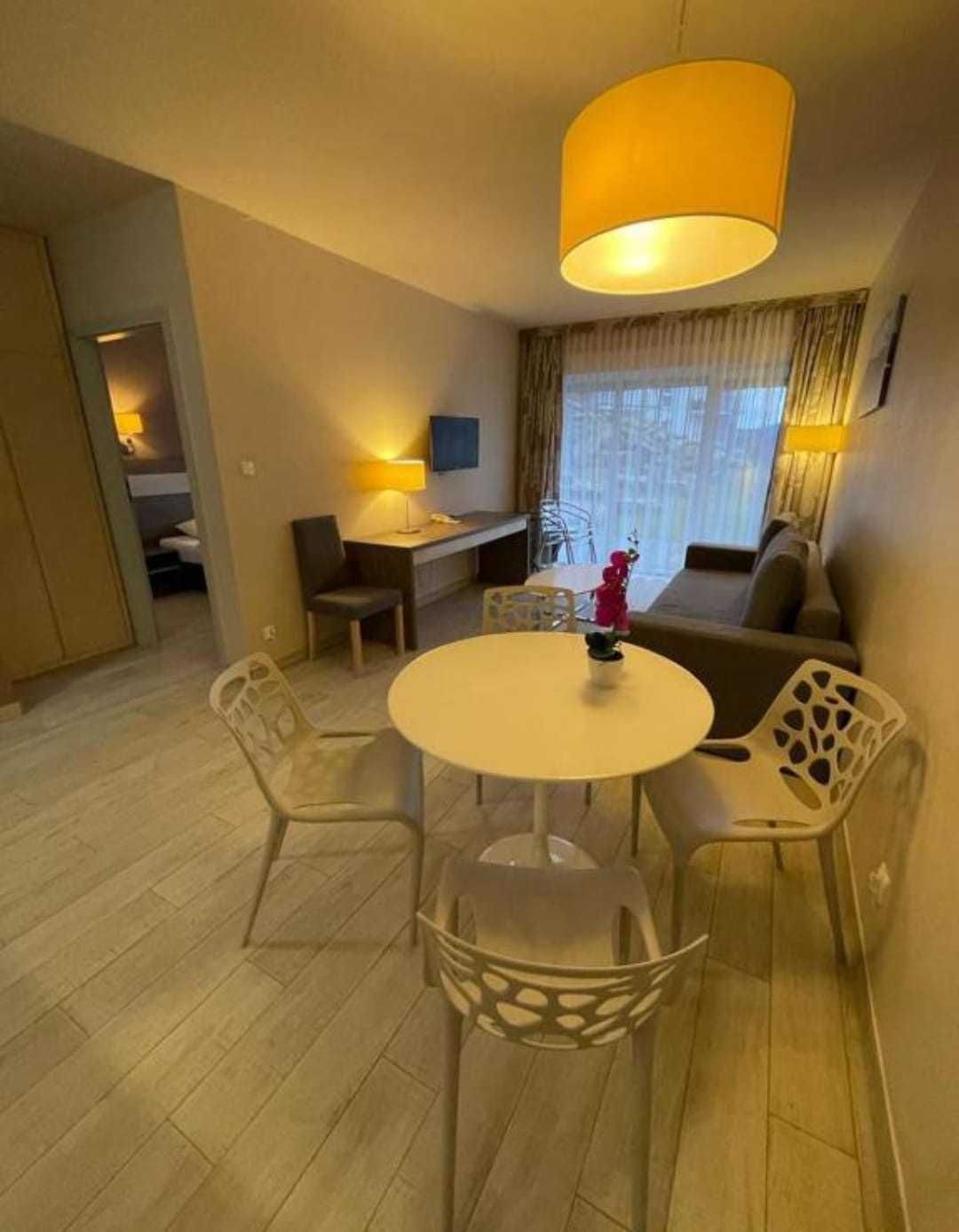 KWATERY PRACOWNICZE  Apartament 2p. Sienna ul Na Skarpie 8 CZARNA GÓRA