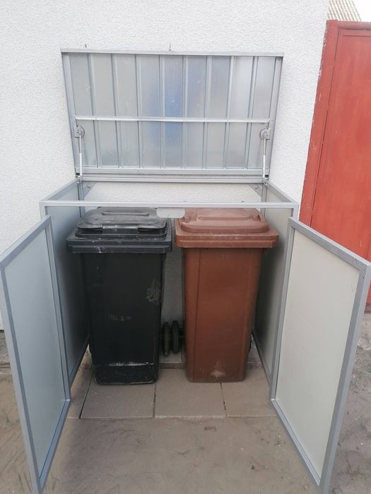 Zabudowa koszy na śmieci