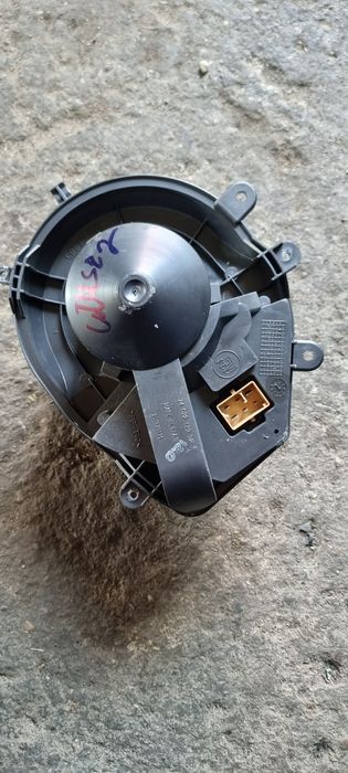 Volkswagen Passat b5 fl wentylator nawiewu  oryginał