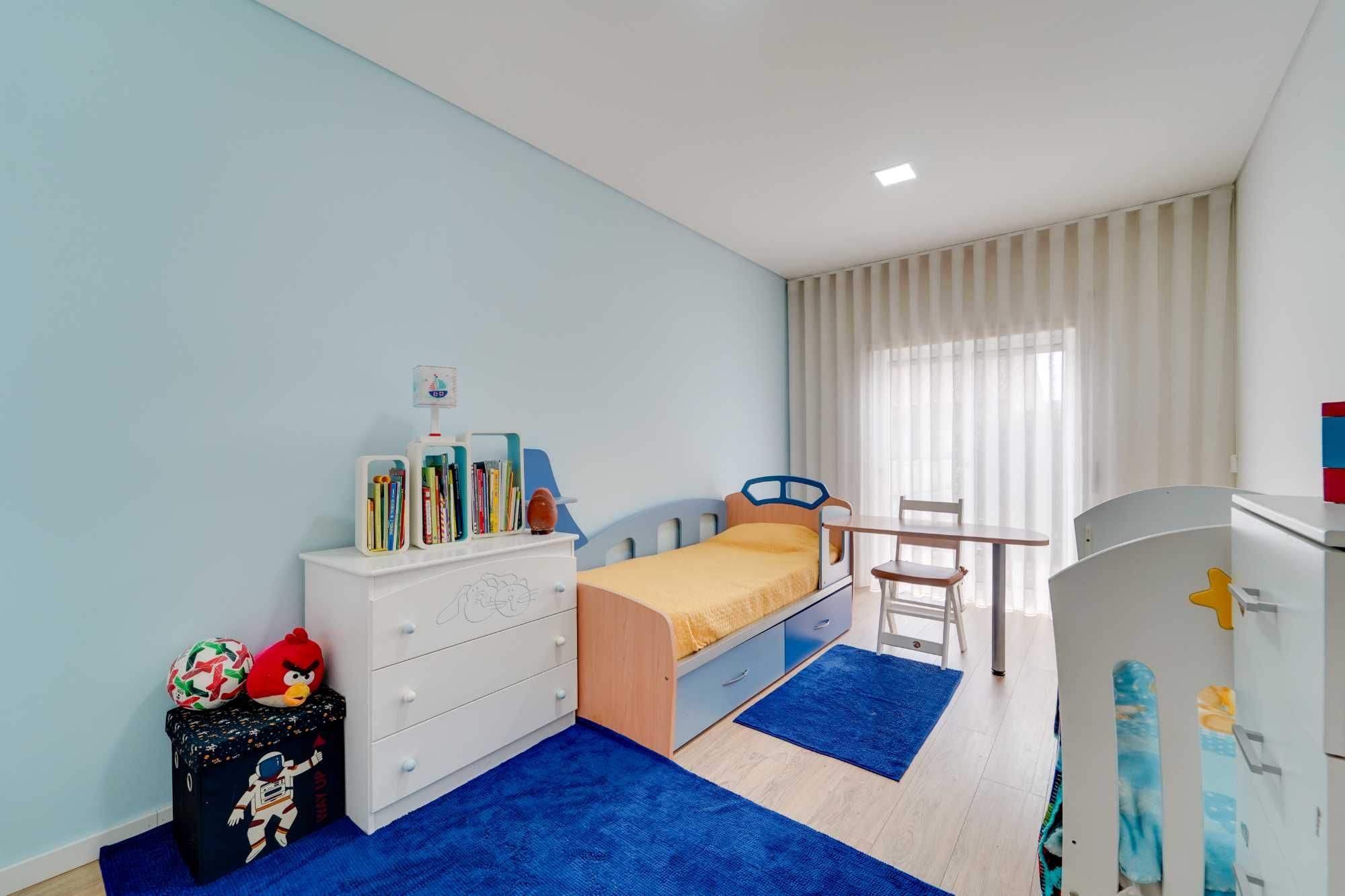 Apartamento T4 mobilado com garagem dupla para venda em Vagos