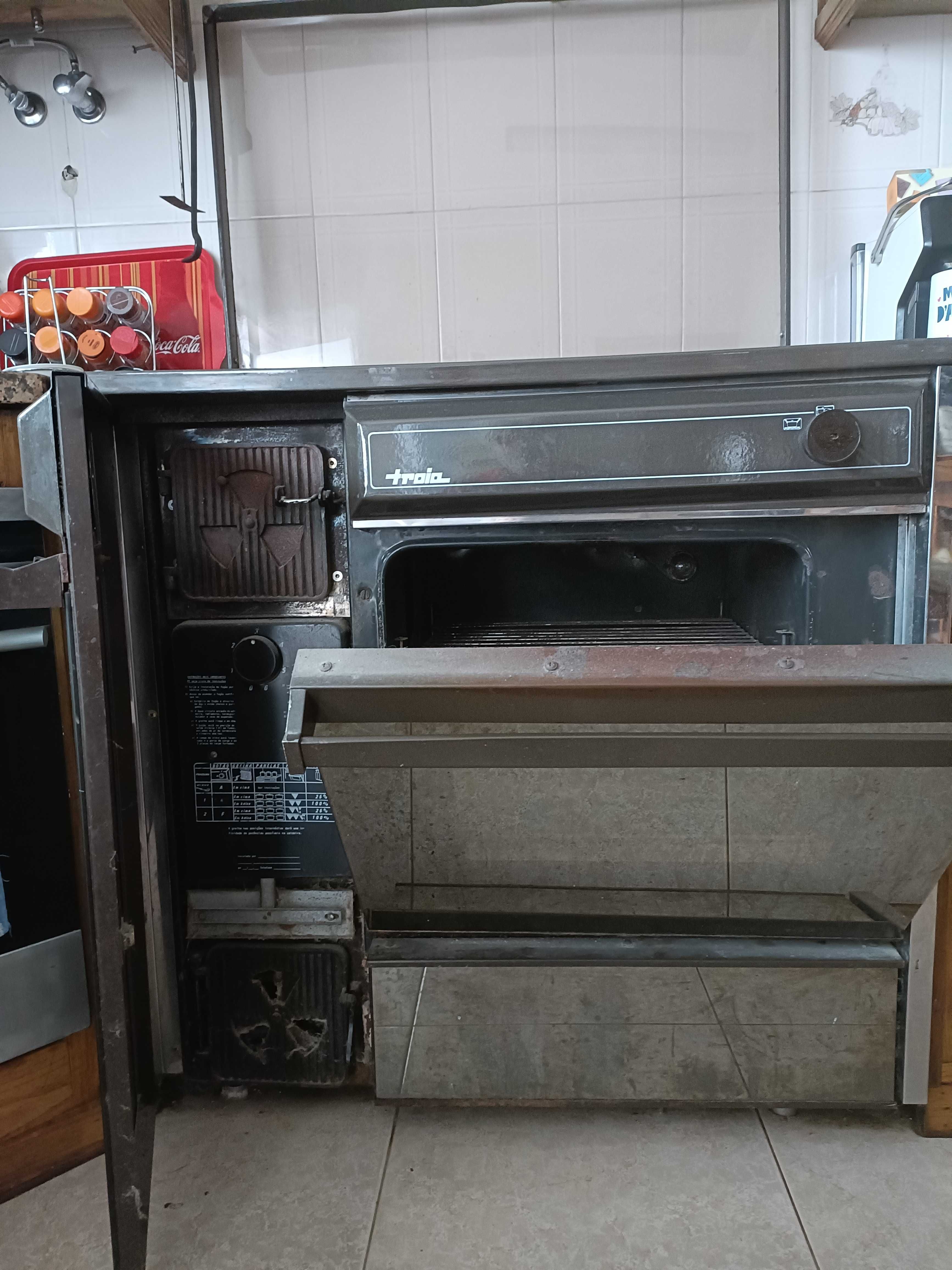 Forno lenha com serpentina água quente