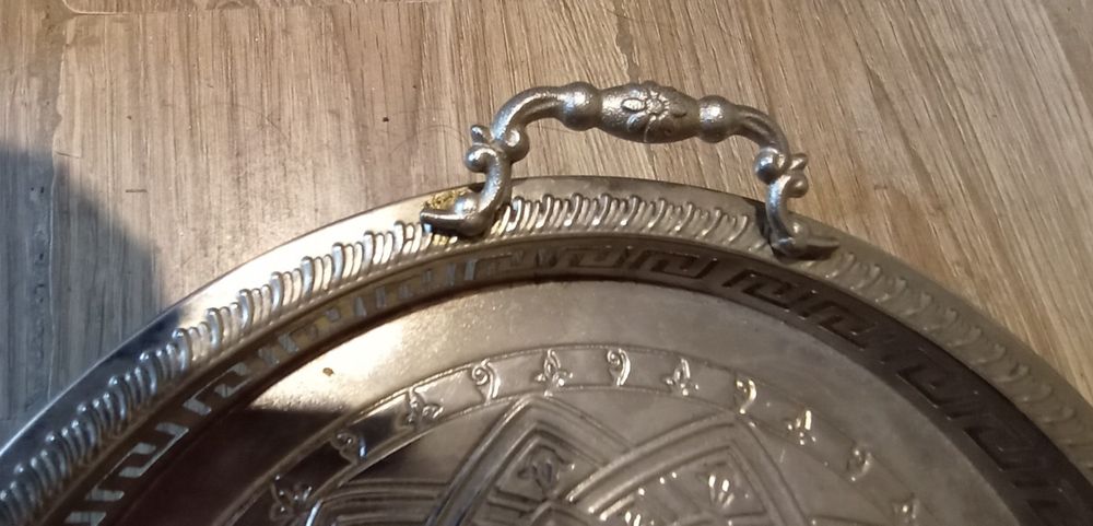 duża taca średnica 38cm wys. 4cm okazja cena 25zł...