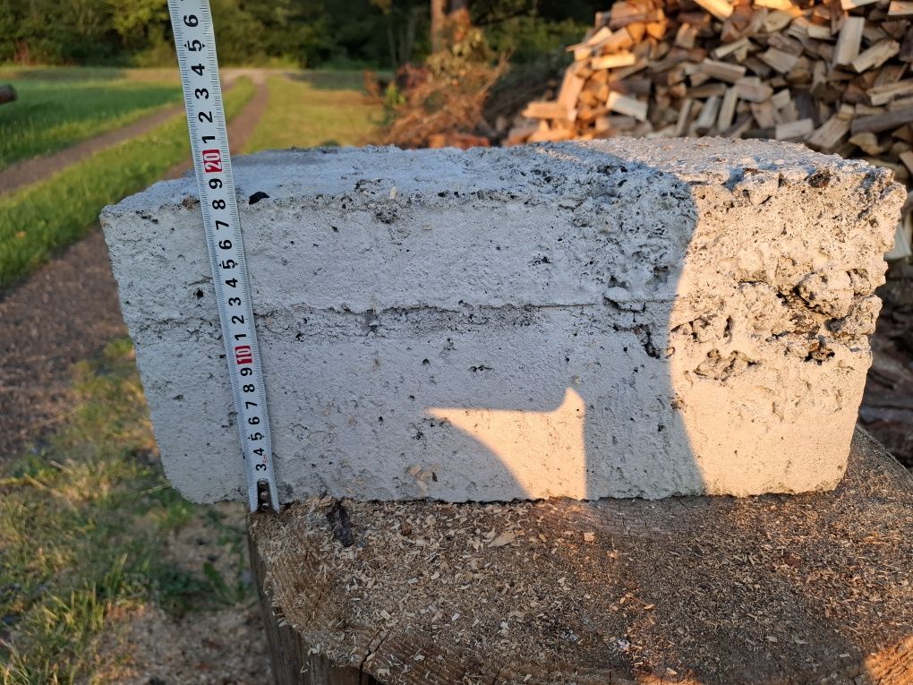 Pustaki żużlowe 3.20 zł