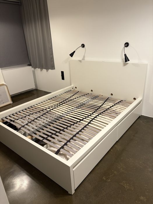 Łóżko białe MALM z 4 szufladami 160x200 białe / dno Lönset