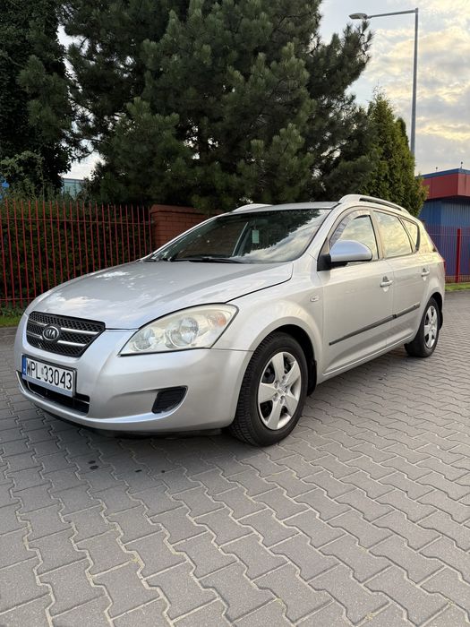 KIA CEED 1.6 CRDI 2007 Klimatyzacja salon Polska