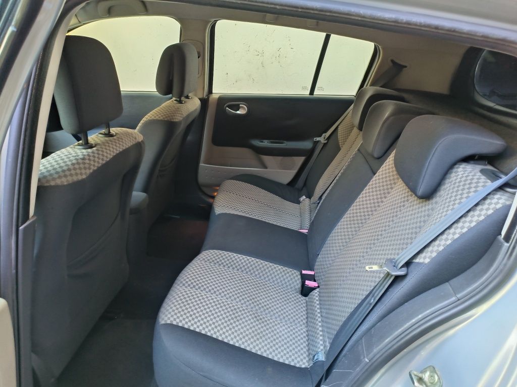 Renault Megane 1.5Dci apenas 180 mil kms