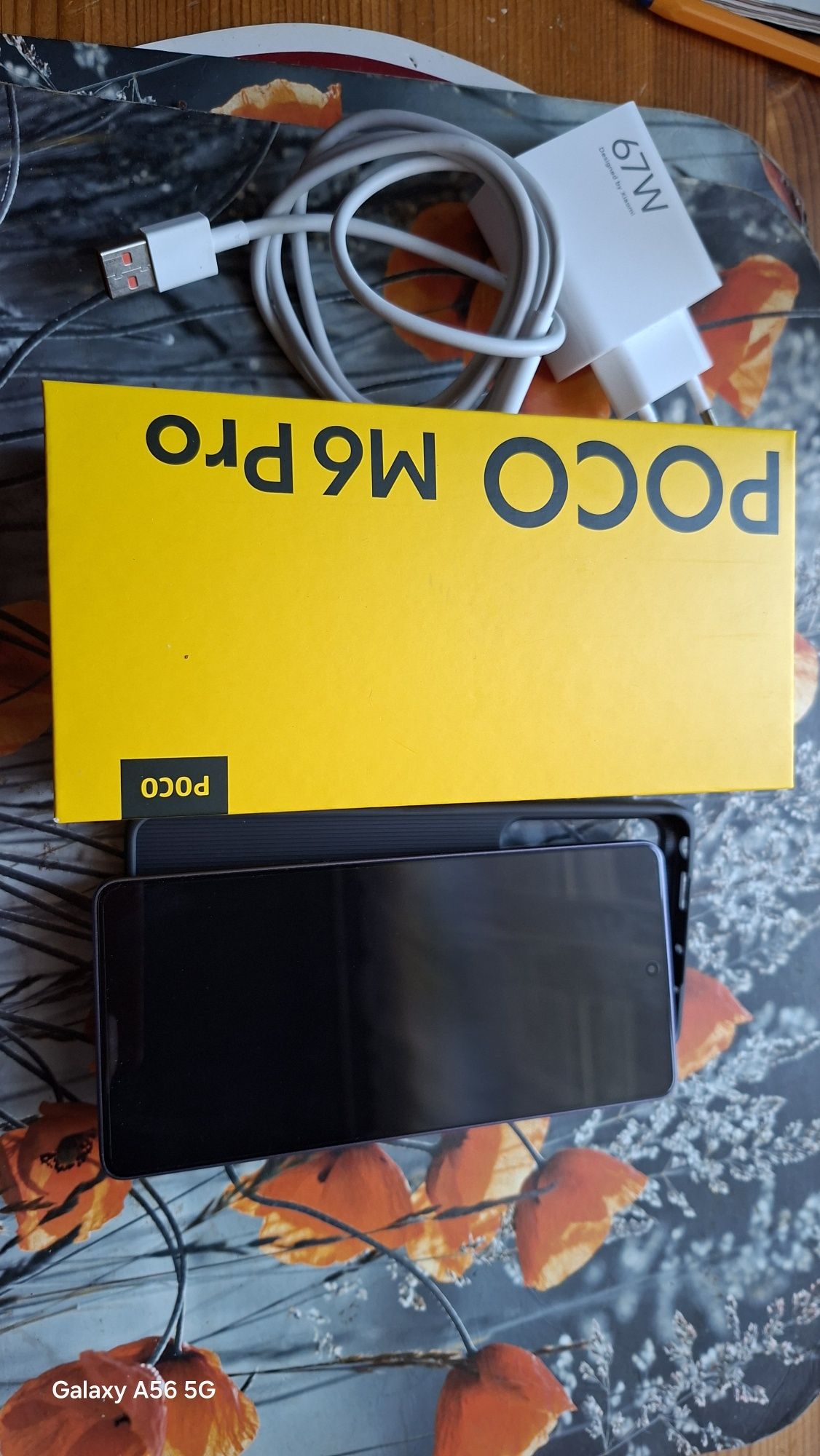 Okazja. Telefon Poco M6 pro kolor fioletowy.