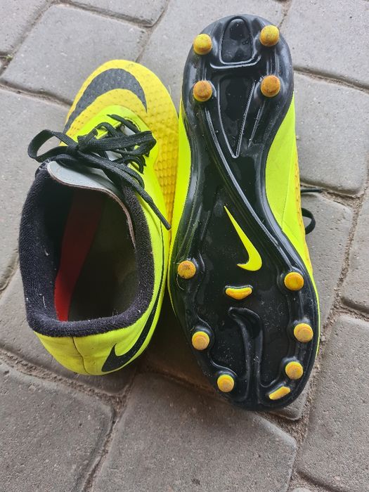 Buty piłkarskie korki Nike Hypervenom