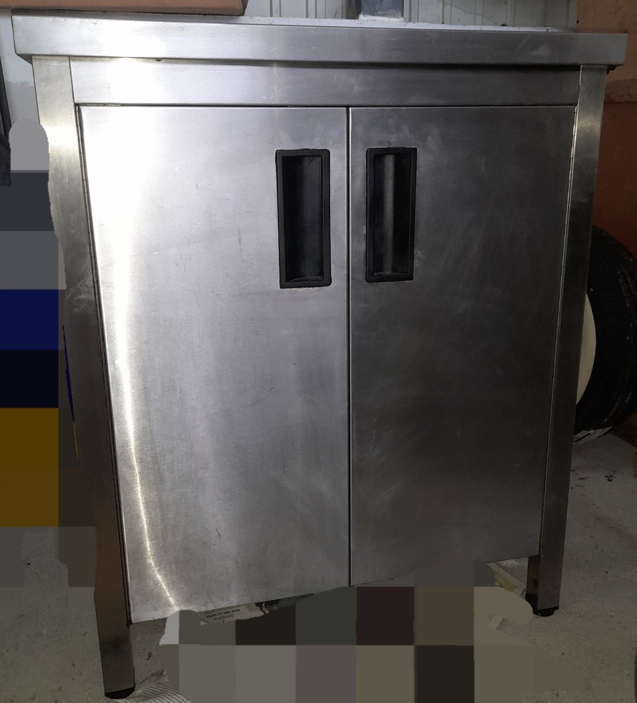 Bancada de Inox com guias para tabuleiros