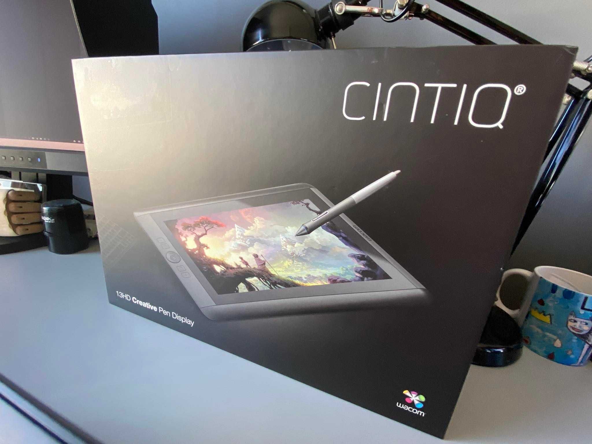 Tablet Wacom LCD Cintiq 13HD z Bitdefender IS 2013
