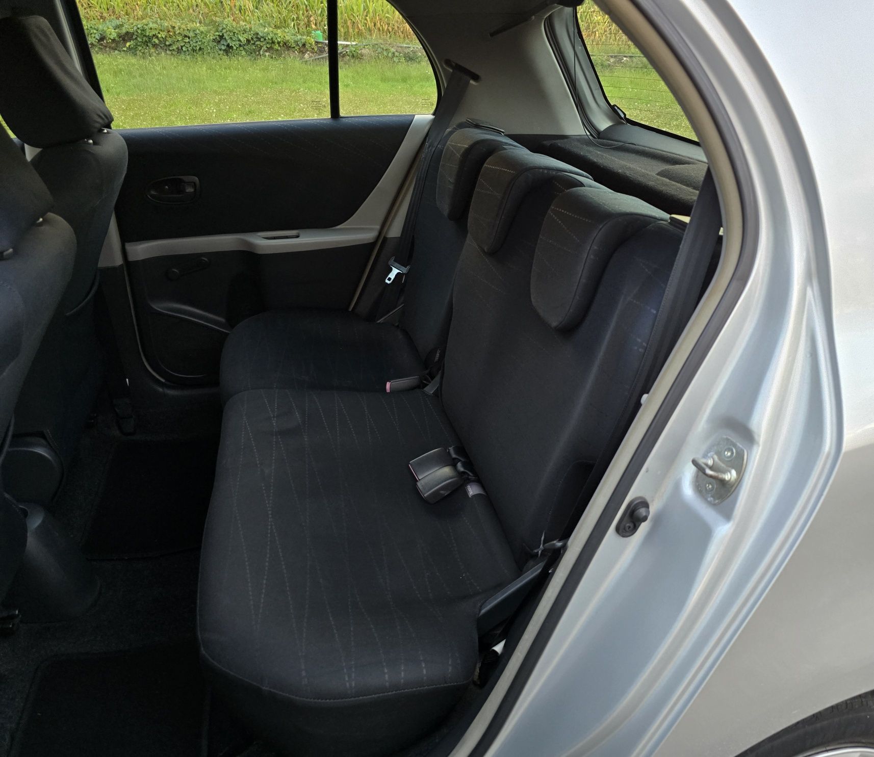 Toyota Yaris 1.0 VVT-i Nacional