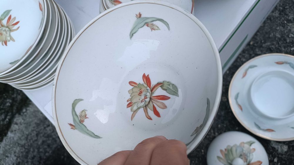 louças SP Coimbra, serviço, lote