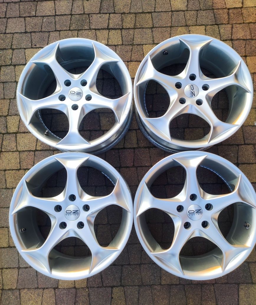 Oz Racing Antares 5x120 18 8J BMW JDM