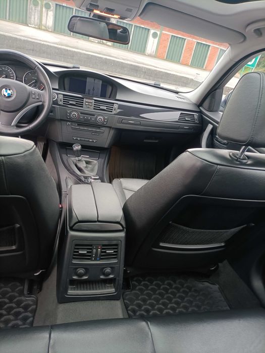Bmw 320 D 2009 Navigation muito estimada