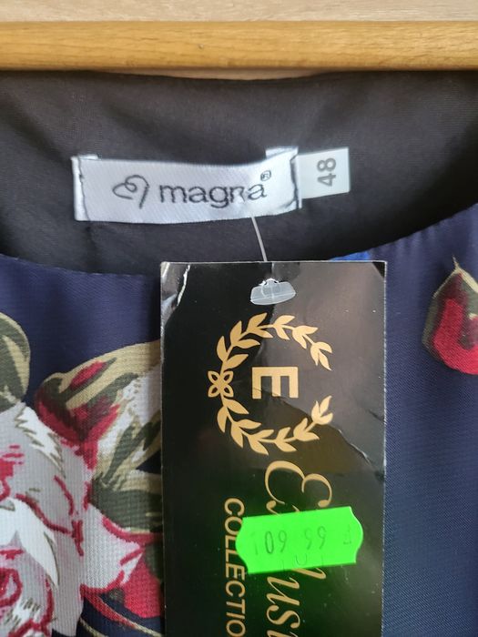 Sukienka z długim rękawem