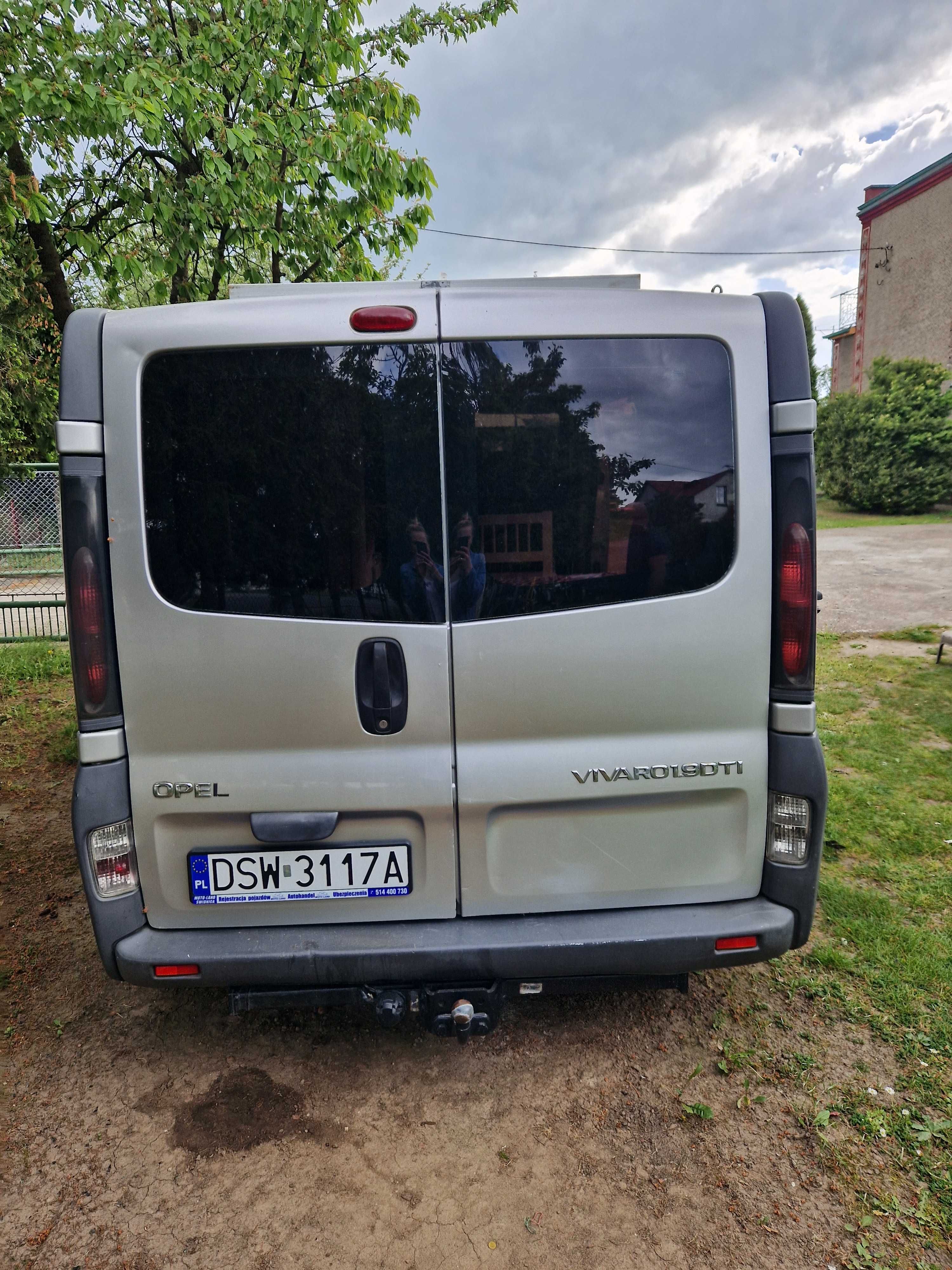 Opel Vivaro 1.9 mini kamper