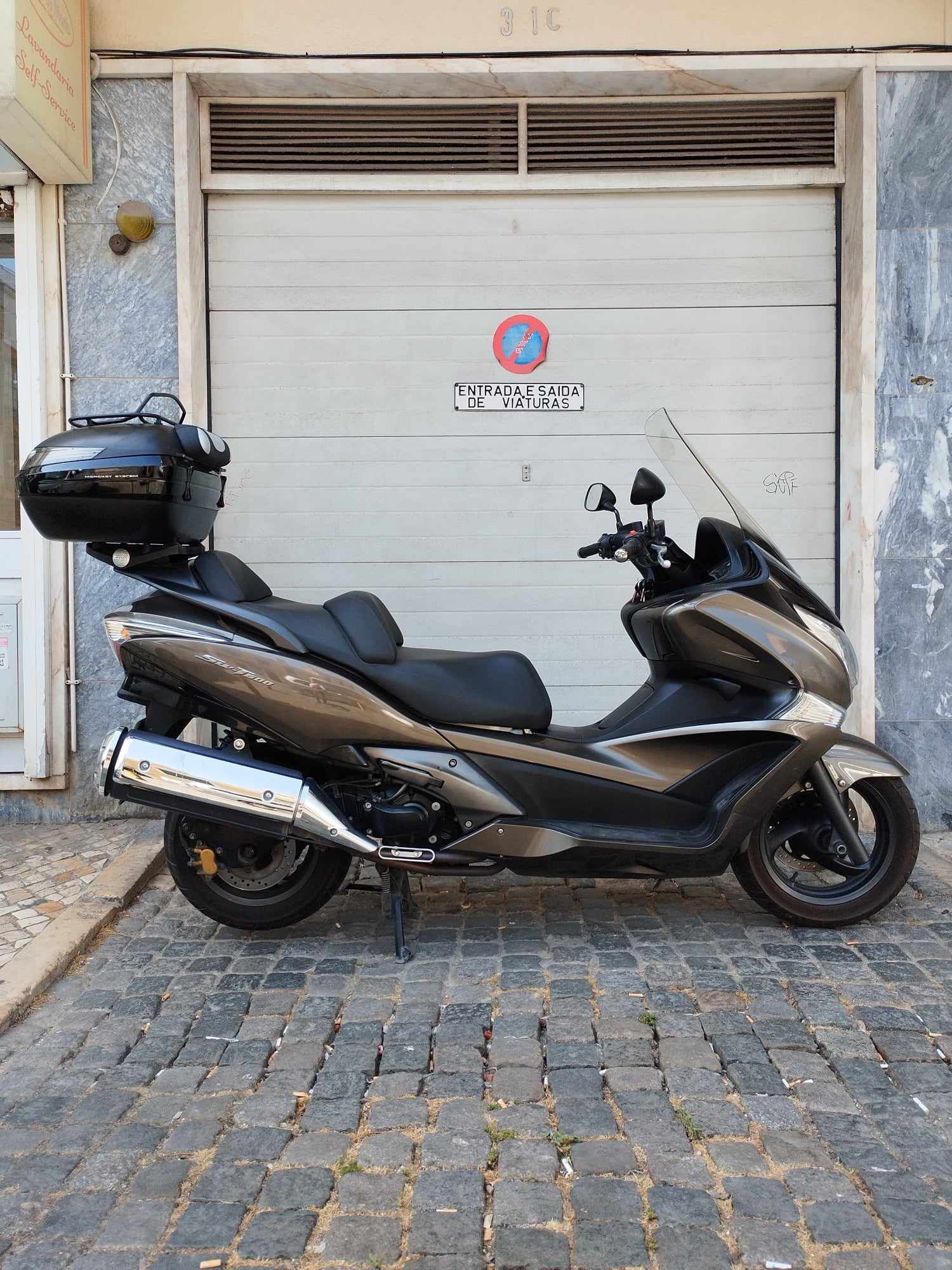 Honda SW-T 600cc