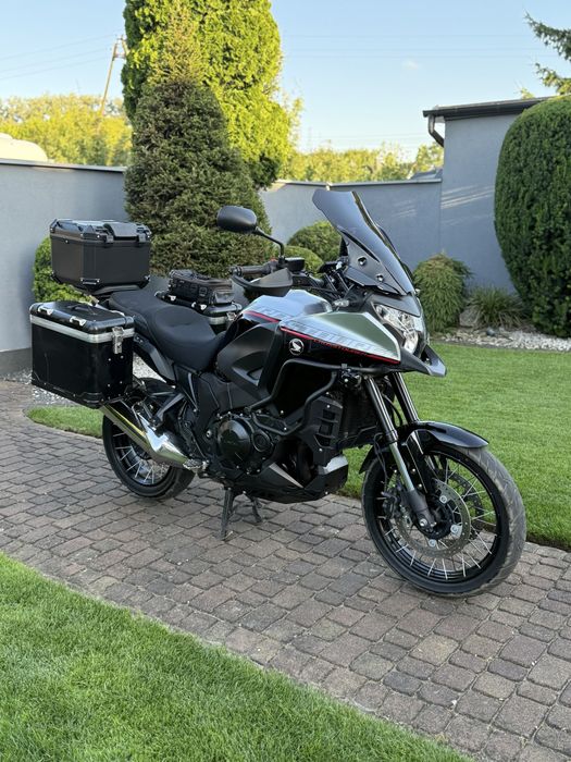 Honda VFR 1200x Crosstourer z 2015r Niemcy full kufry