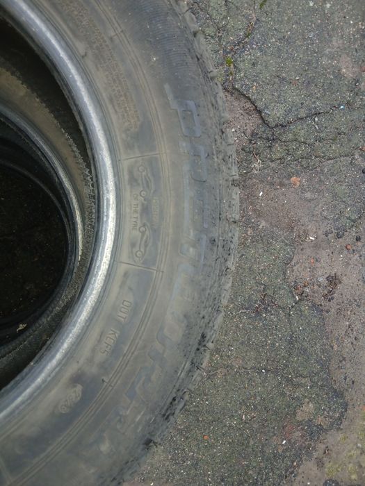 Продам комплект резина