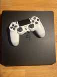 Sprzedam ps4 slim w bardzo dobrym stanie