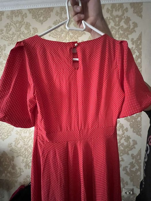 Молодіжна жіноче сукня