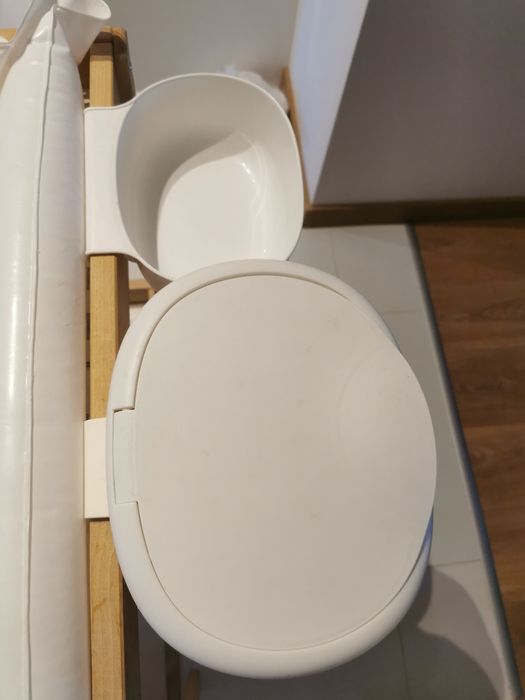 Przewijak Ikea z koszem i akcesoriami SNIGLAR
Stół do przewijania, buk