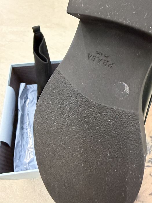 Чоботи , чулкі . Прада 36 розмір . 23.5 устілка