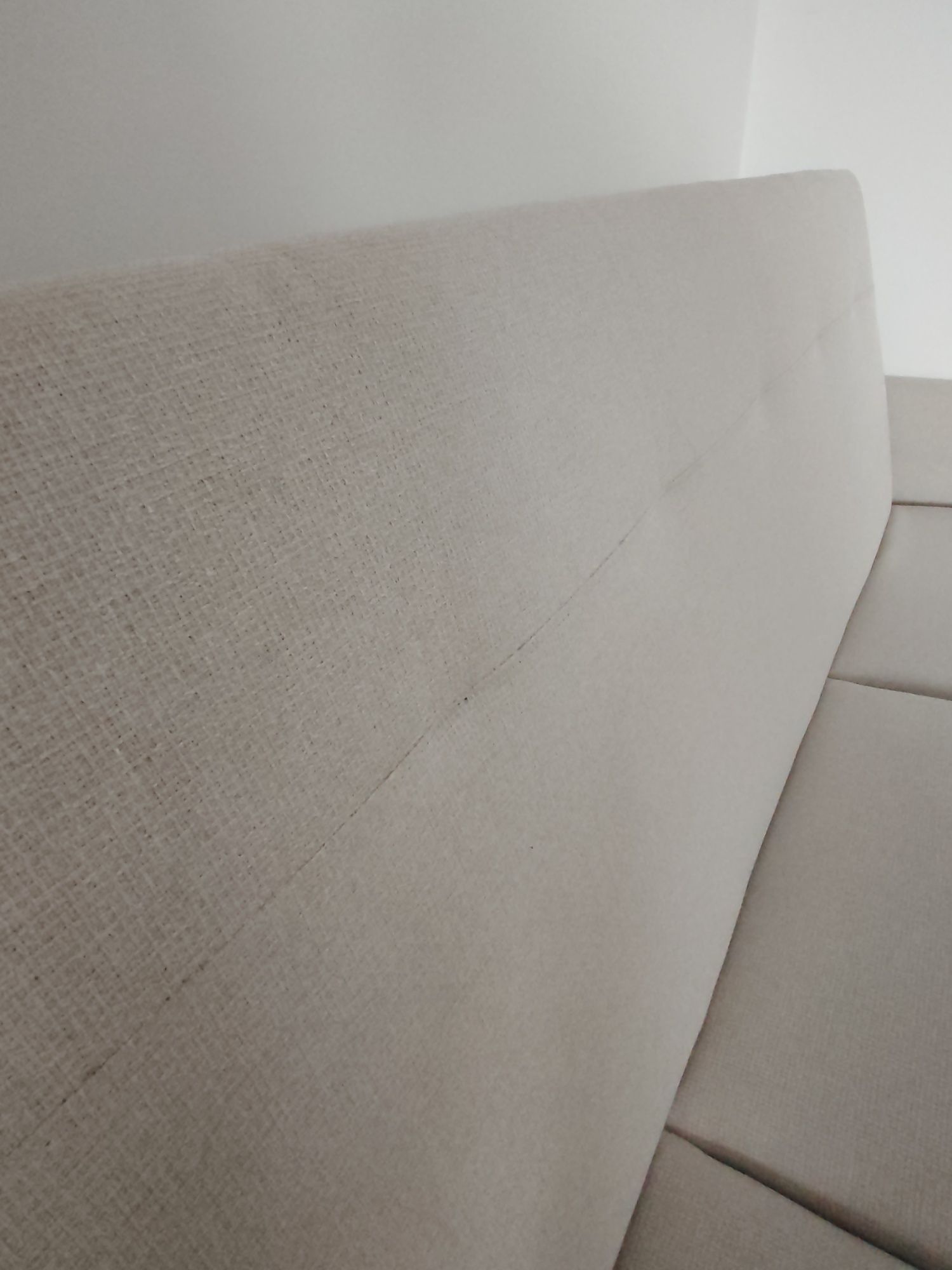 Beżowa sofa Henry Agata Meble - stan bdb
