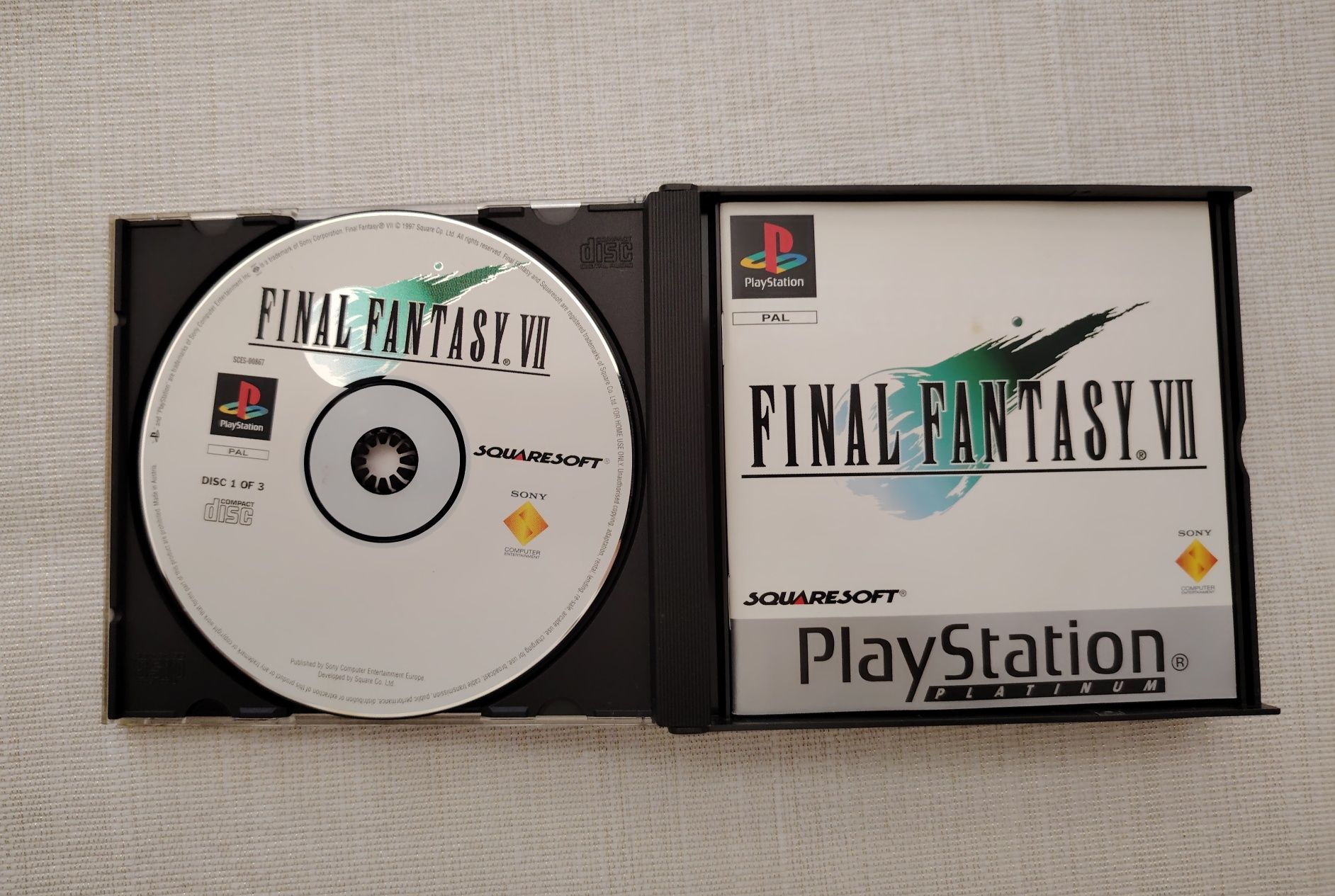 Final Fantasy VII - PS 1 (PAL)