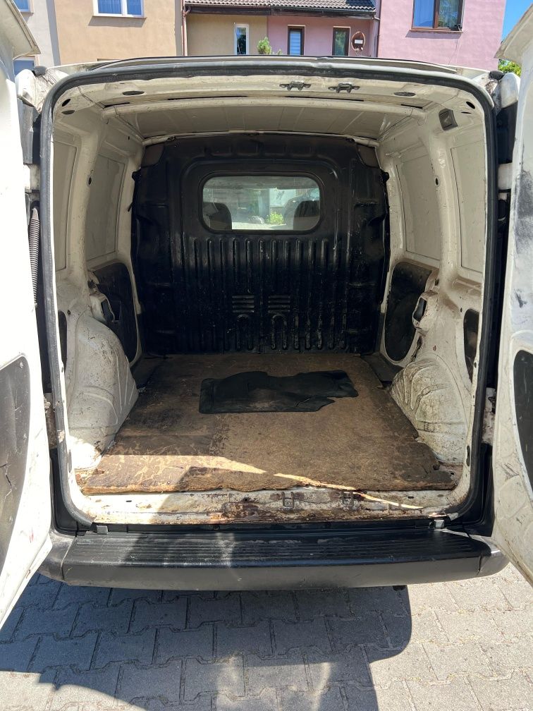 Fiat Doblo. Bus. Mini bus. Dostawczak.